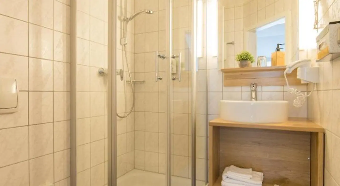 Am Kurpark Späth Badezimmer