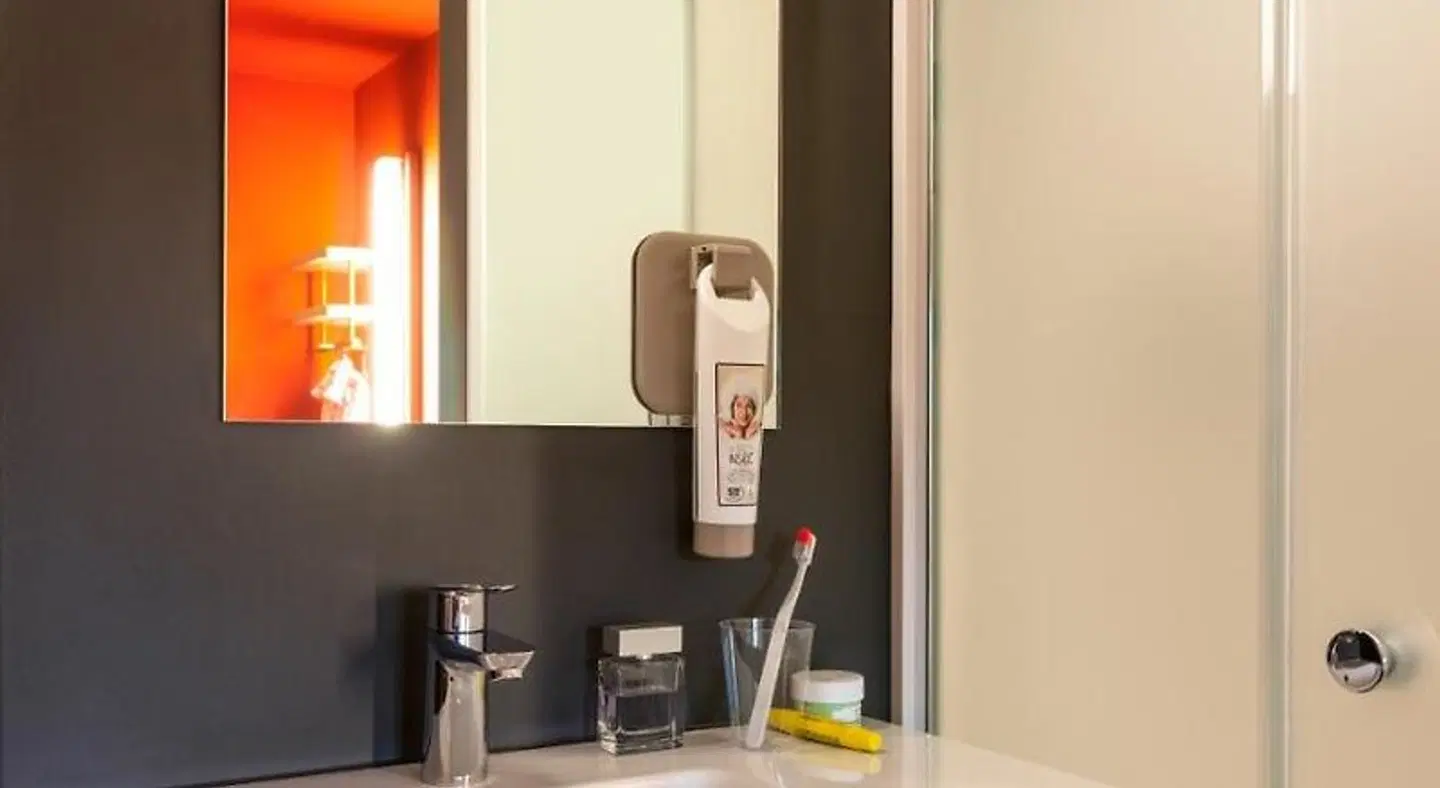 ibis budget Amsterdam Airport Badezimmer