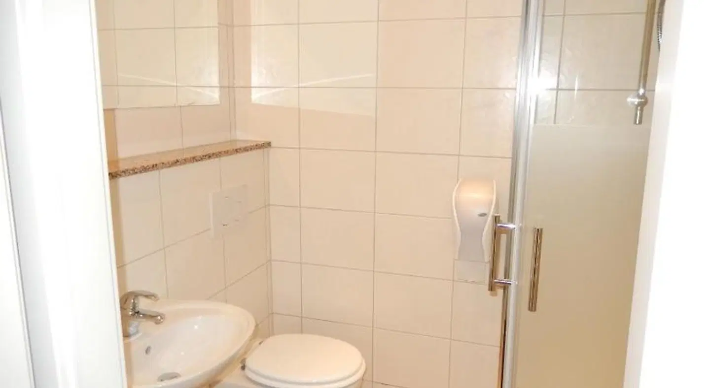 Wilder Mann Badezimmer