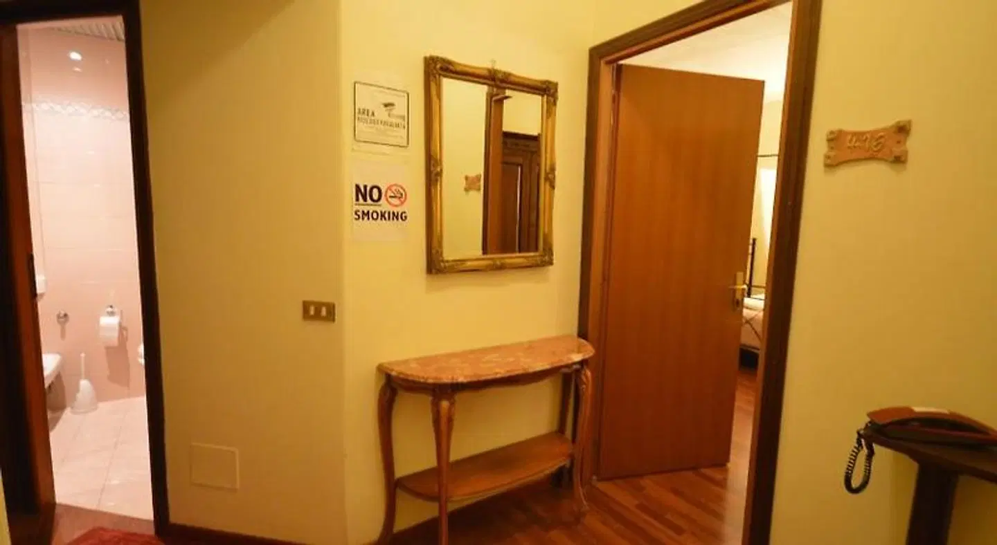 Alexis ROOM_EXAMPLE