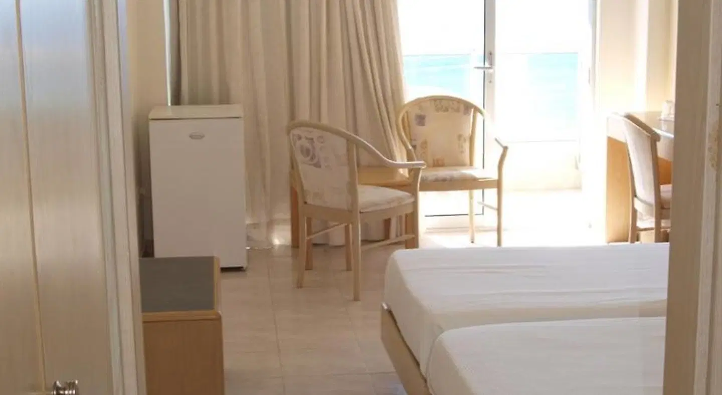 Riviera ROOM_EXAMPLE