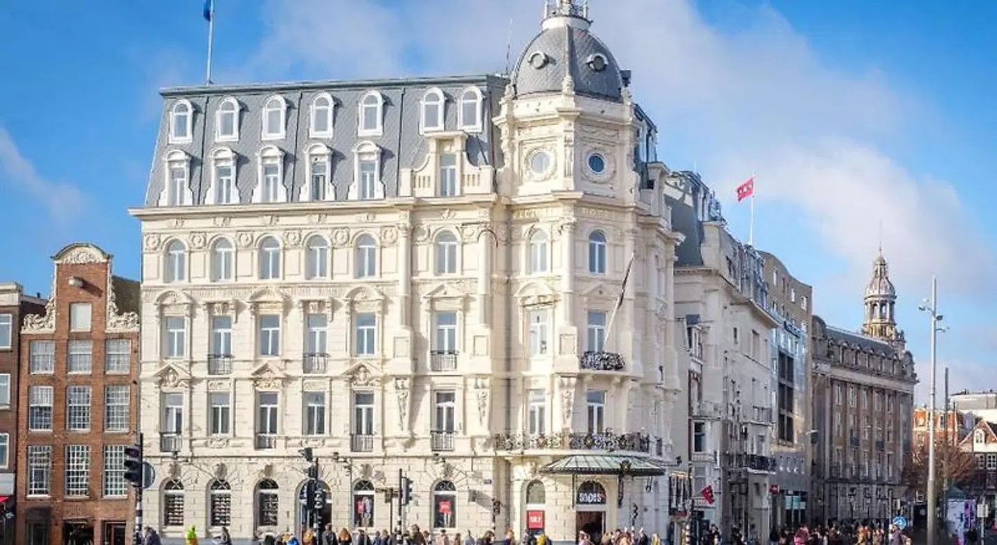 Park Plaza Victoria EXTERIOR