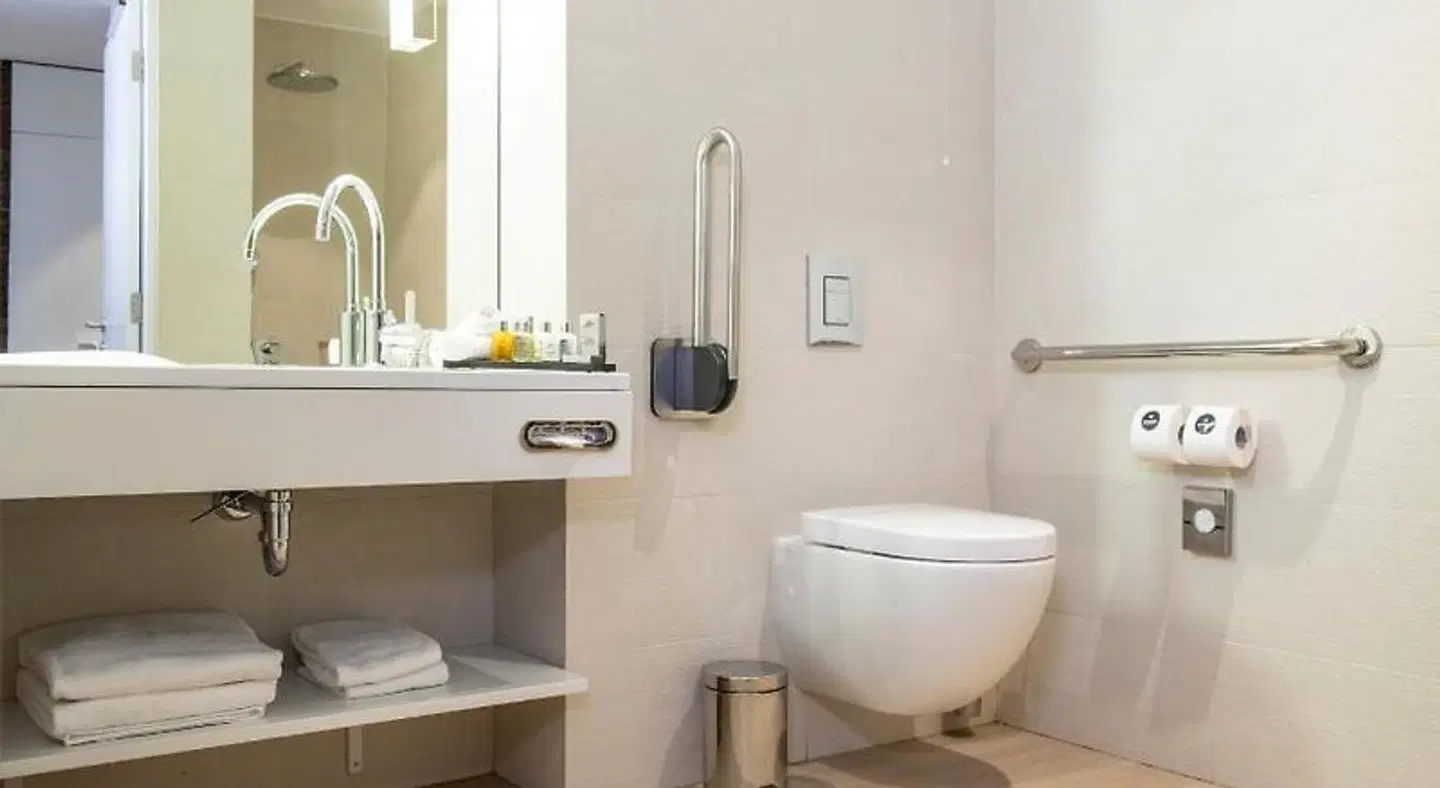 Radisson Blu Old Mill Belgrade Badezimmer