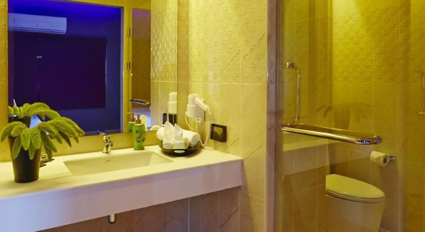 Tweet Tweet Nest Pattaya Badezimmer