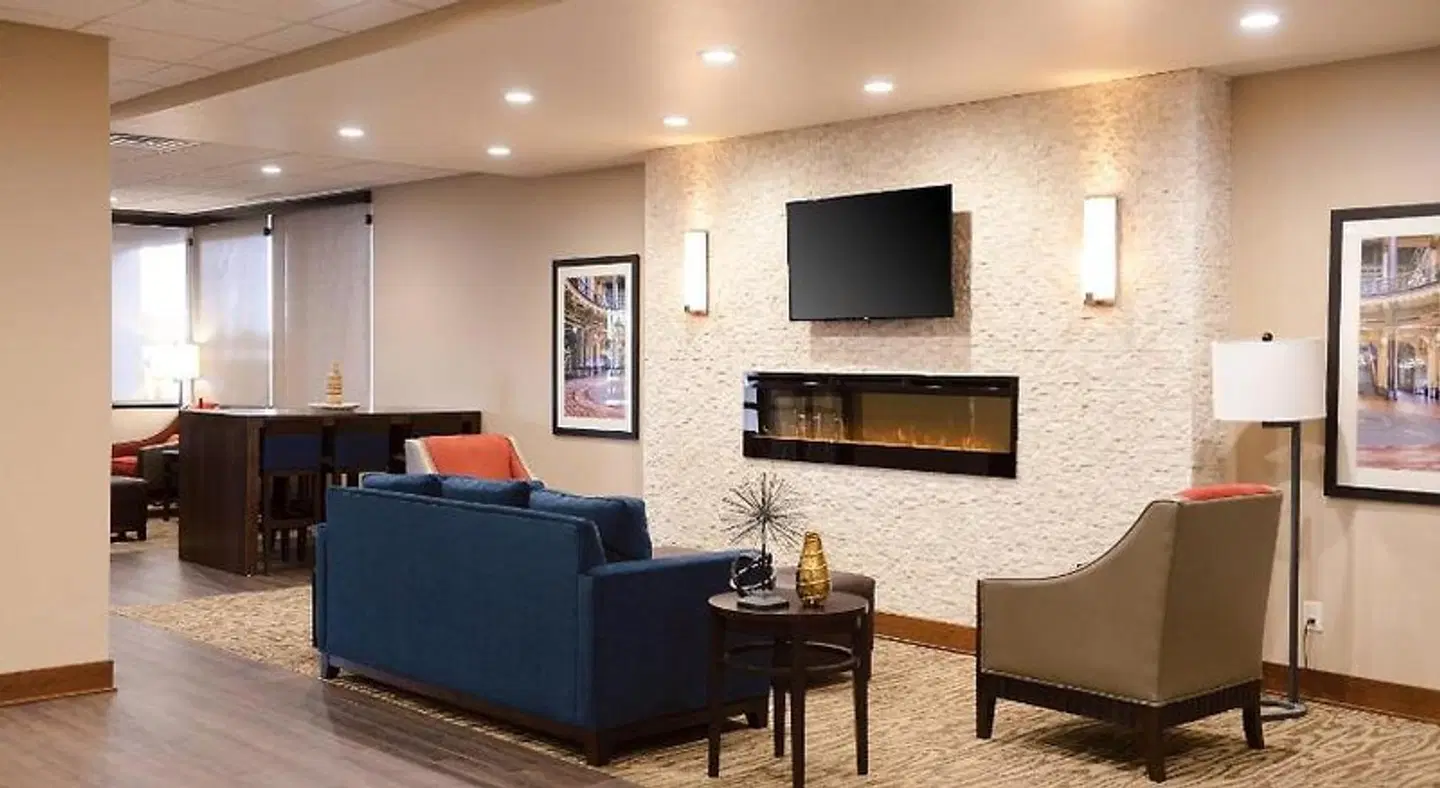 Comfort Inn & Suites Event Center LOUNGE_LOBBY