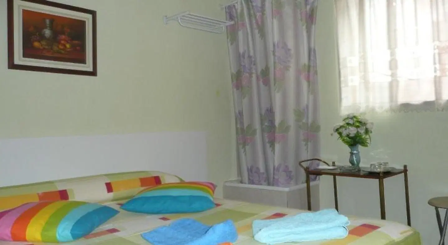 Hostal Loyola HEALTH_BEAUTY