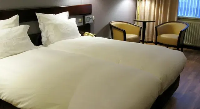 Bedford Hotel & Congress Centre ROOM_EXAMPLE