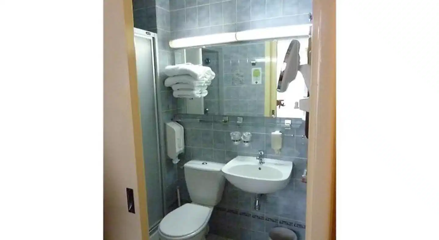 Libertel Gare de L'Est Francais Badezimmer