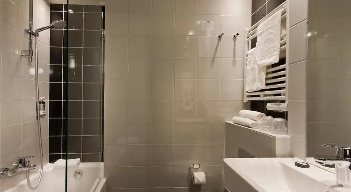 Libertel Gare de L'Est Francais Badezimmer