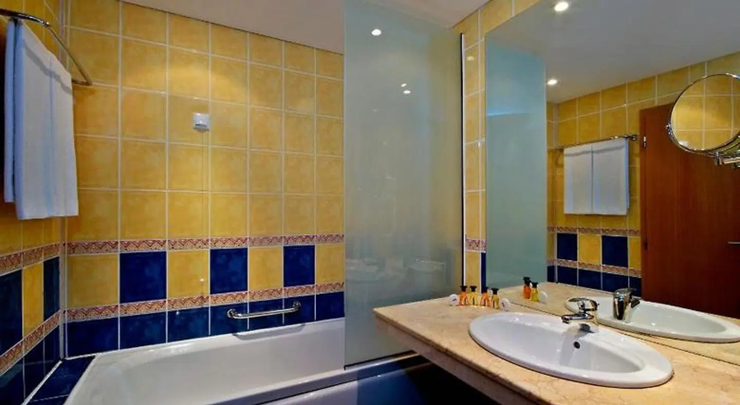 Sol Nessebar Bay All Inclusive Badezimmer