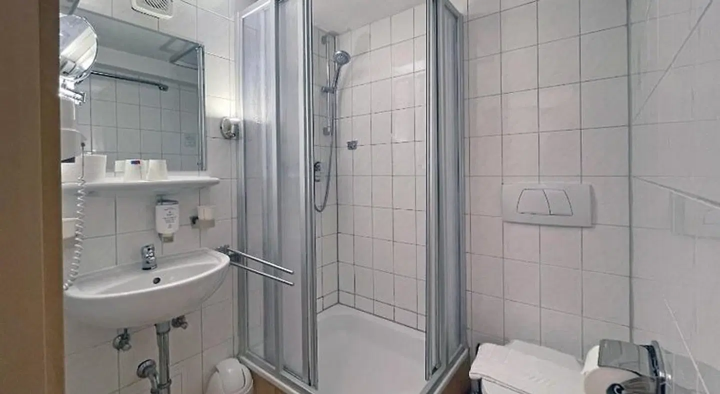 Hotel Zum grünen Kranz Badezimmer