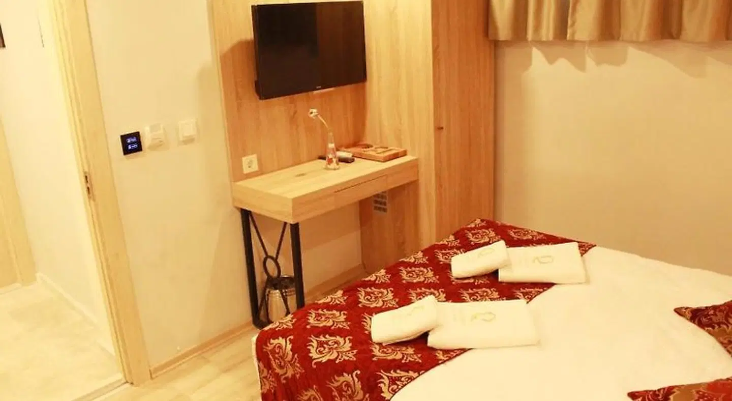 The Laila Hotel ROOM_EXAMPLE