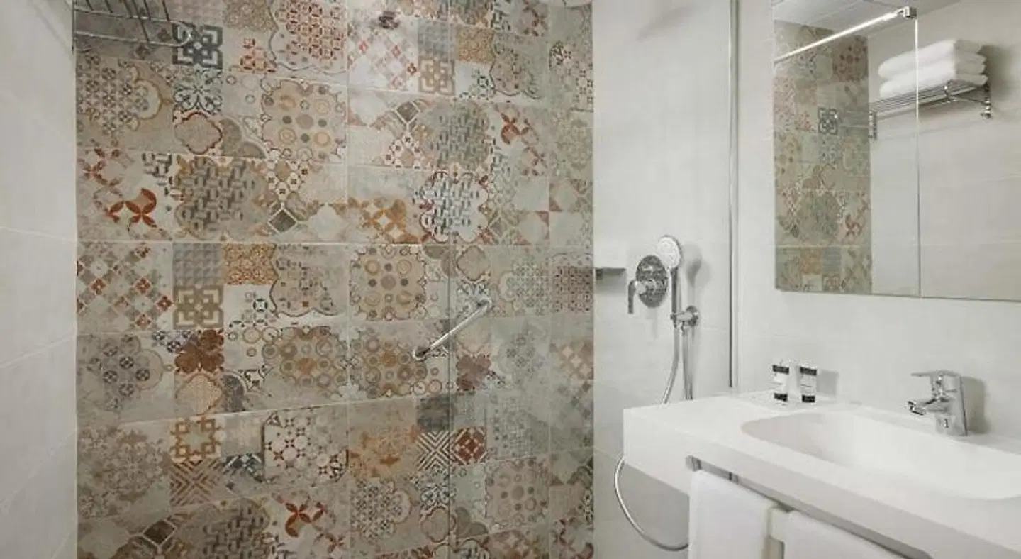 Hotel Boutique Calas de Alicante Badezimmer