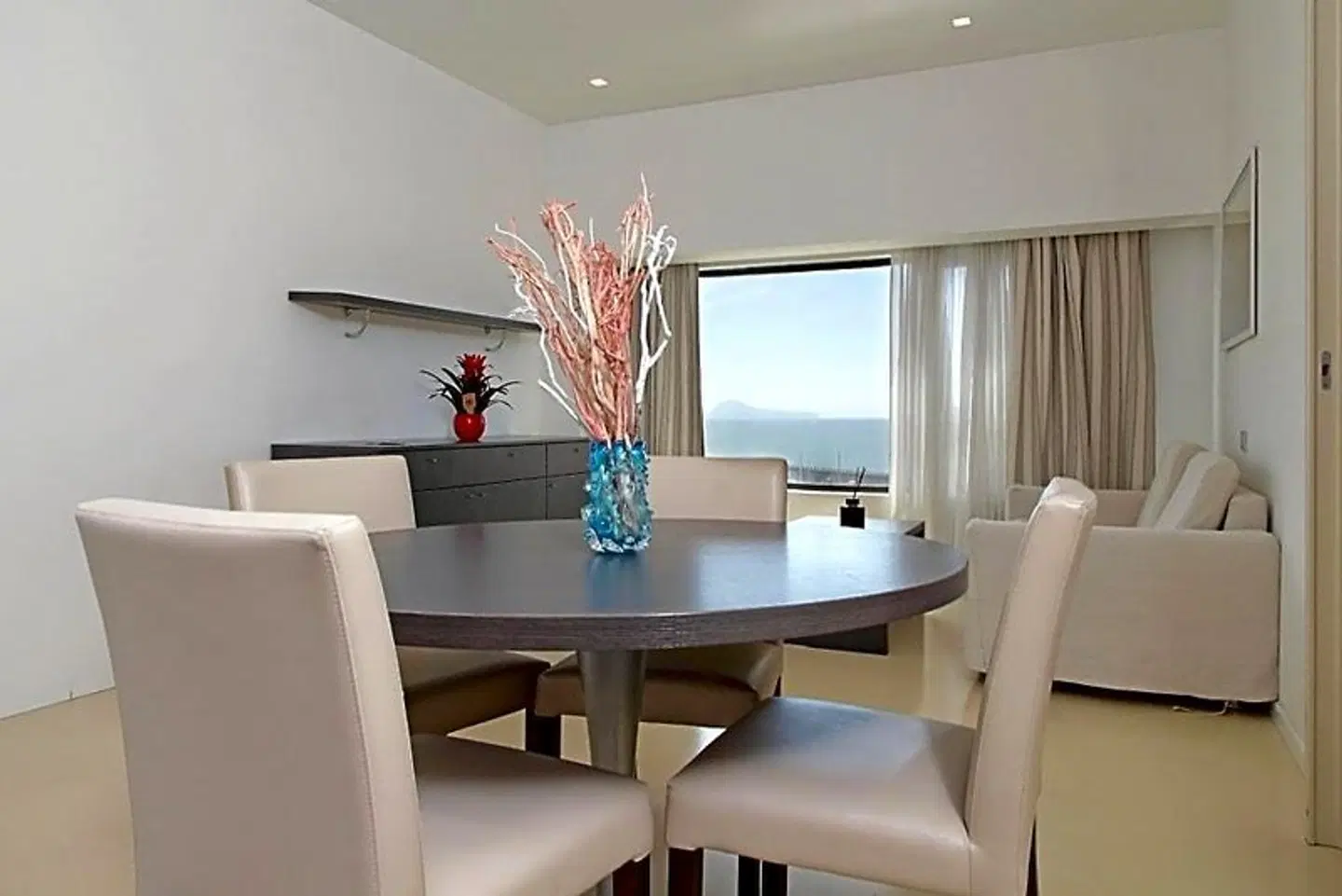 Poseidon ROOM_EXAMPLE