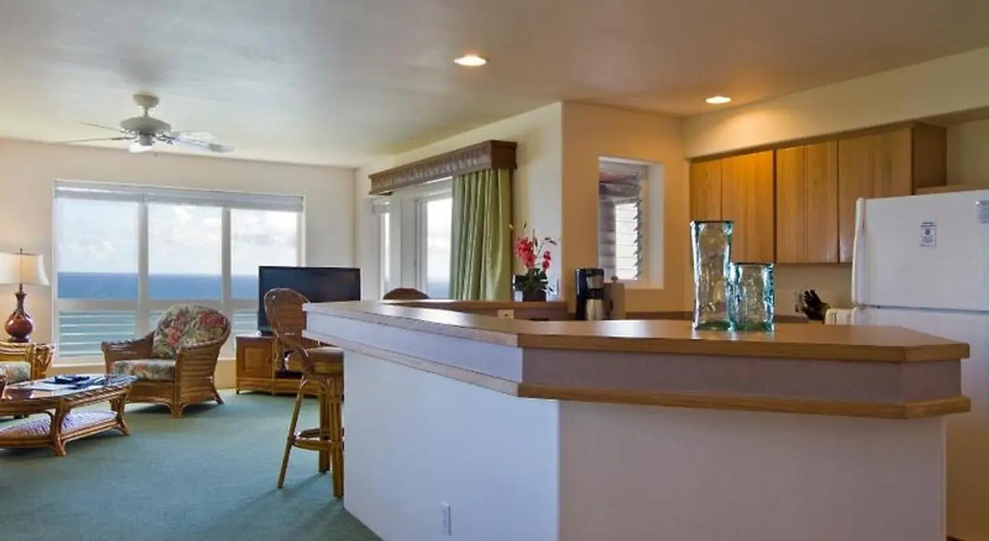 Wyndham Shearwater Bar