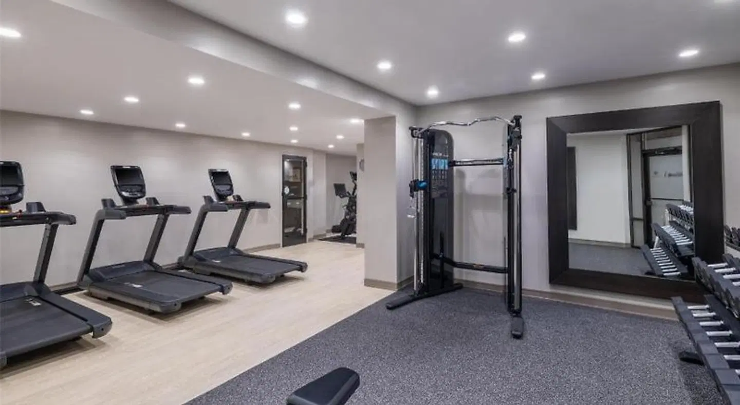 DoubleTree Suites by Hilton Charlotte/SouthPark SPORTS_AND_LEISURE