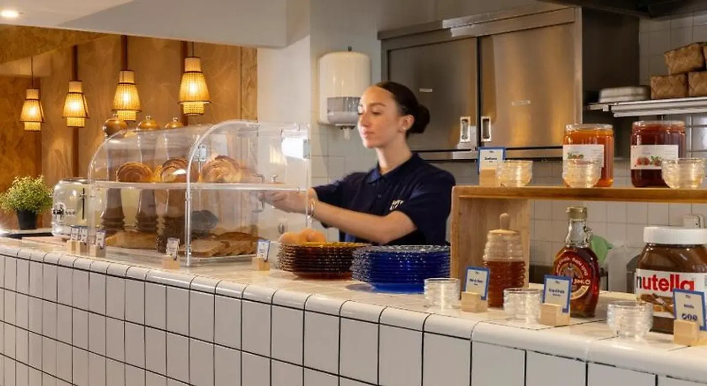 Hôtel Locomo PEOPLE