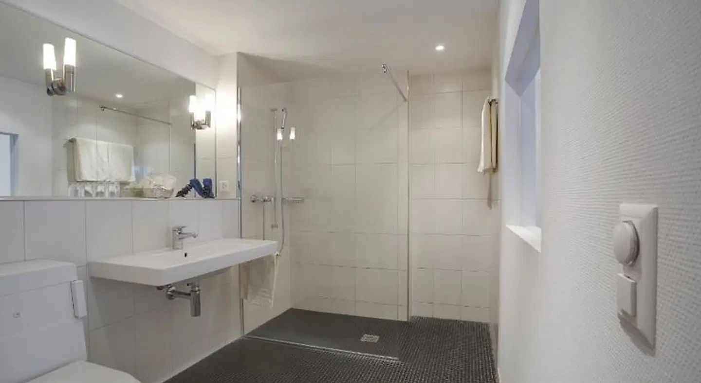 Weißes Rössli Badezimmer