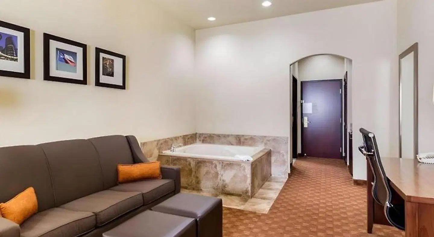 Comfort Suites near NASA - Clear Lake ROOM_EXAMPLE