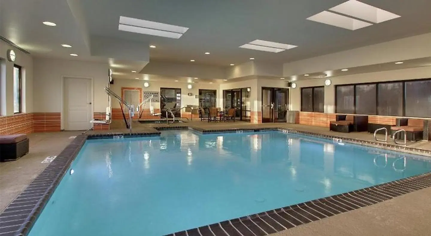 Hampton Inn & Suites Shreveport/South Hallenbad