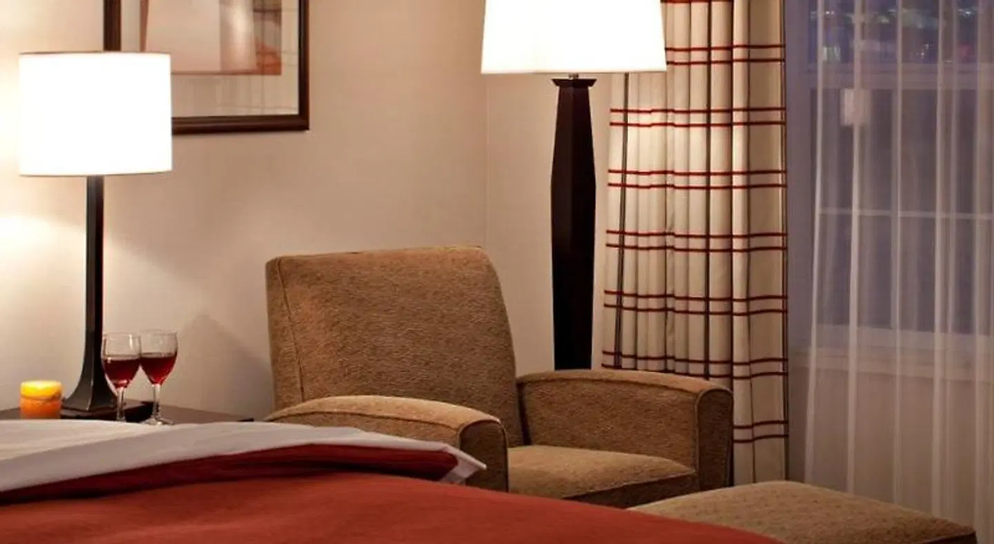 Country Inn & Suites by Radisson, Calgary-Airport, AB LOUNGE_LOBBY