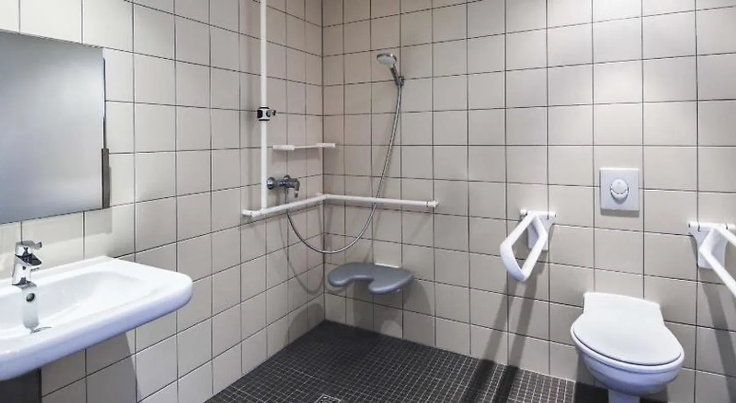 B&B Hotel Frankfurt-Airport Badezimmer