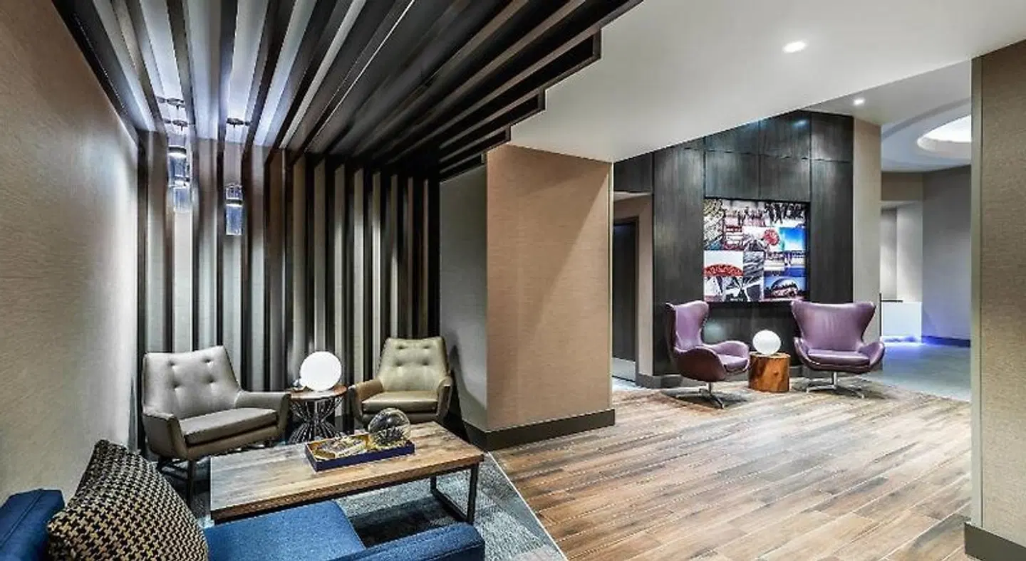 Cambria hotel & suites Chicago Loop - Theatre District Lobby