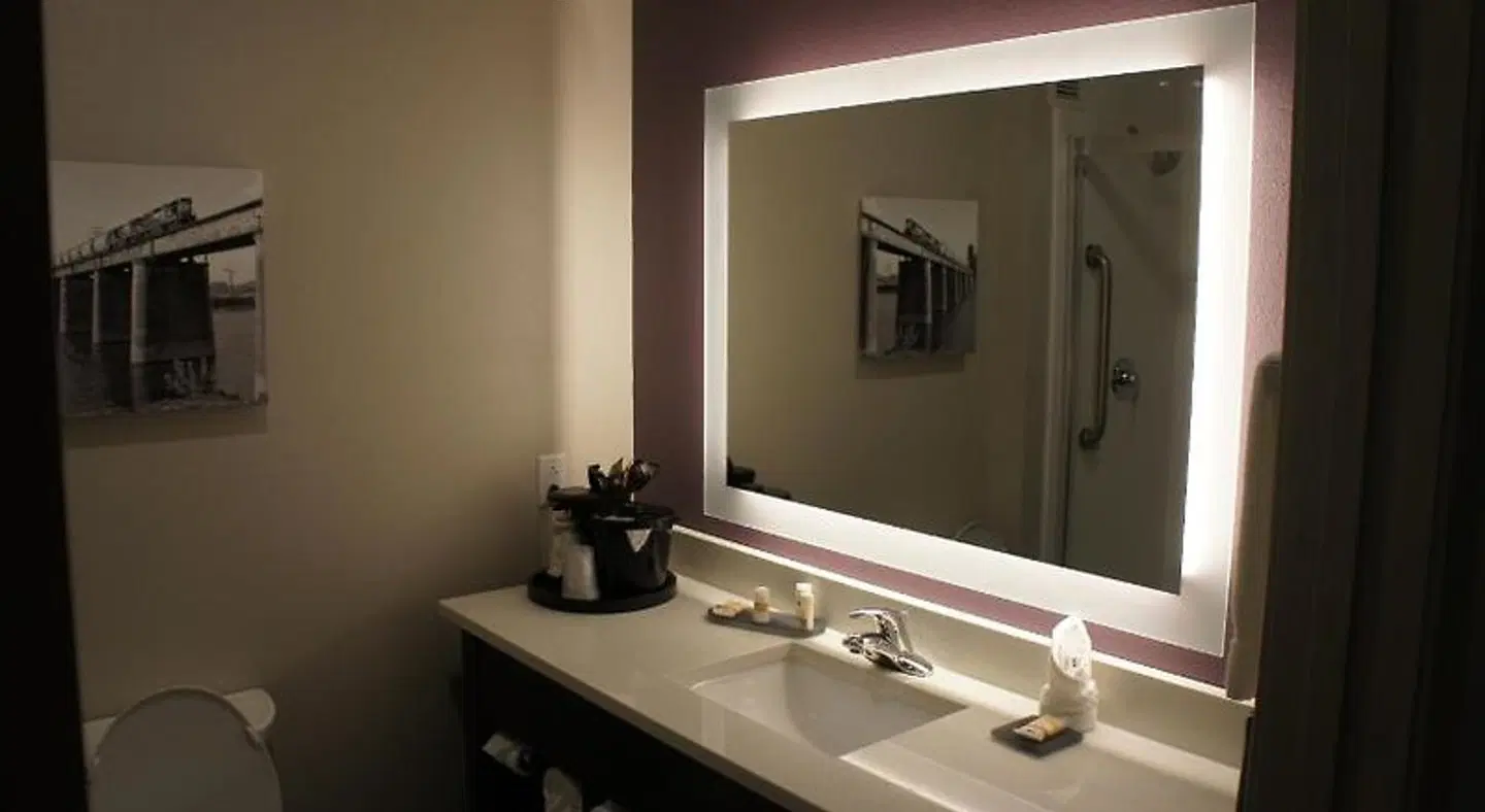 La Quinta Inn & Suites Chattanooga - Lookout Mountain Badezimmer