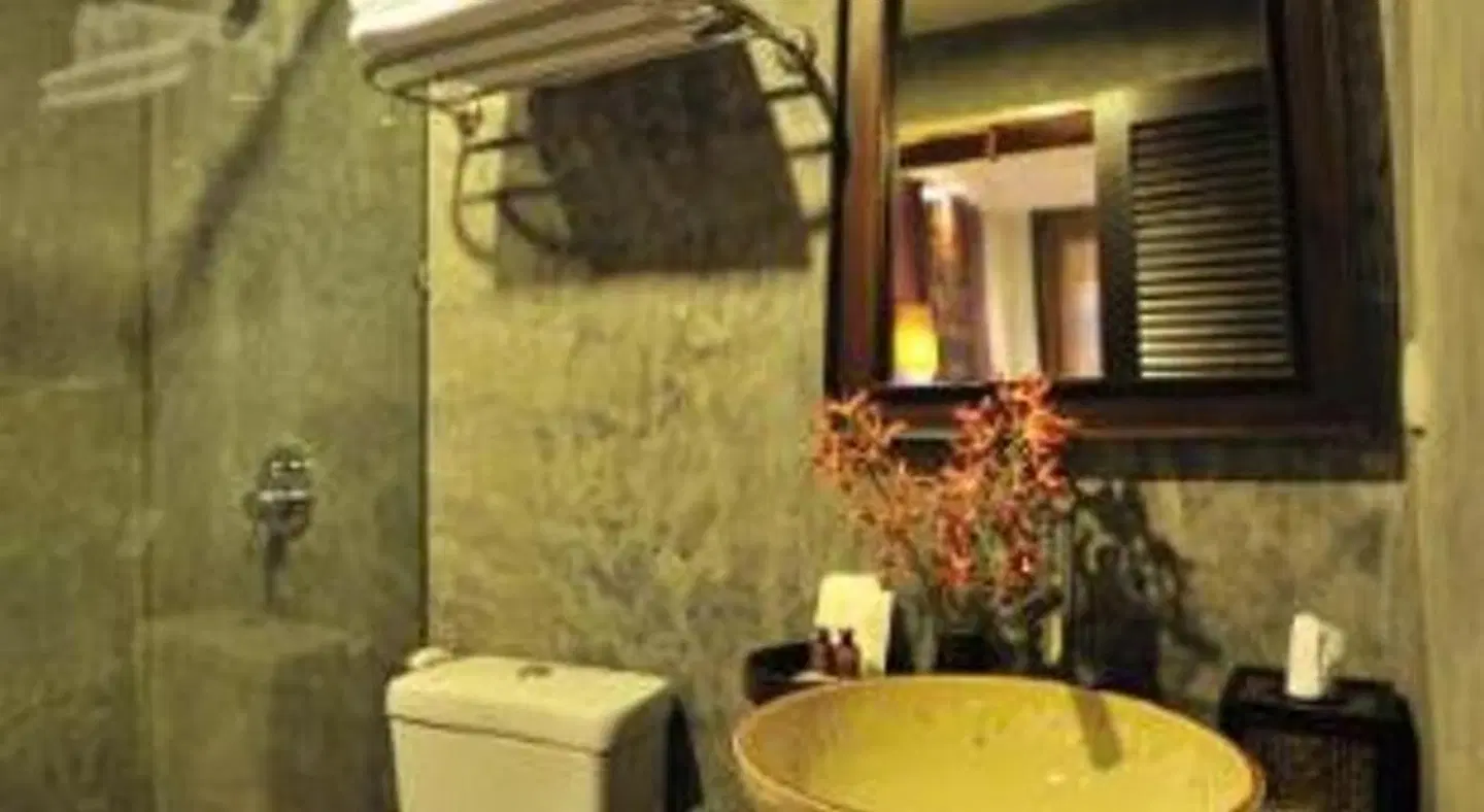 Siralanna Phuket Badezimmer