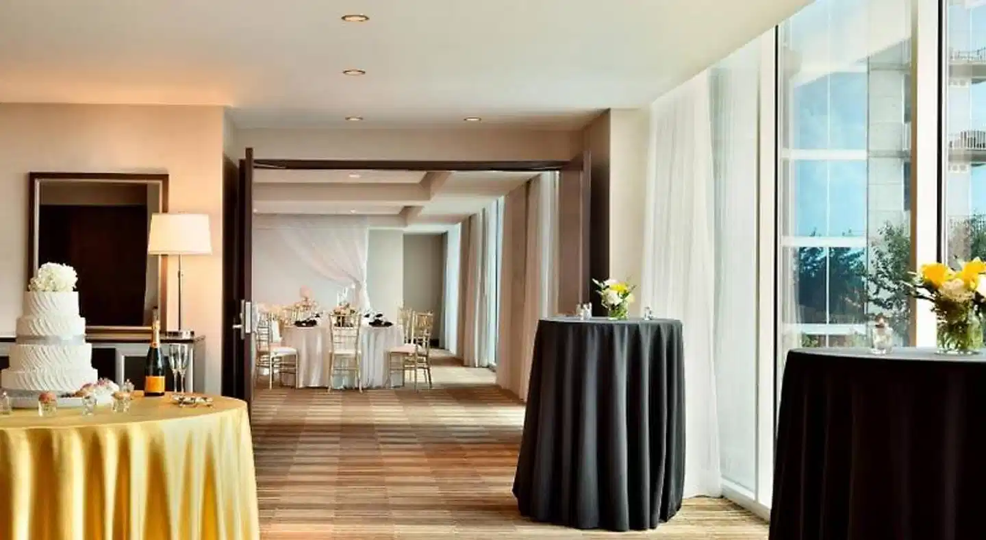 Twelve Downtown, Autograph Collection Wellness