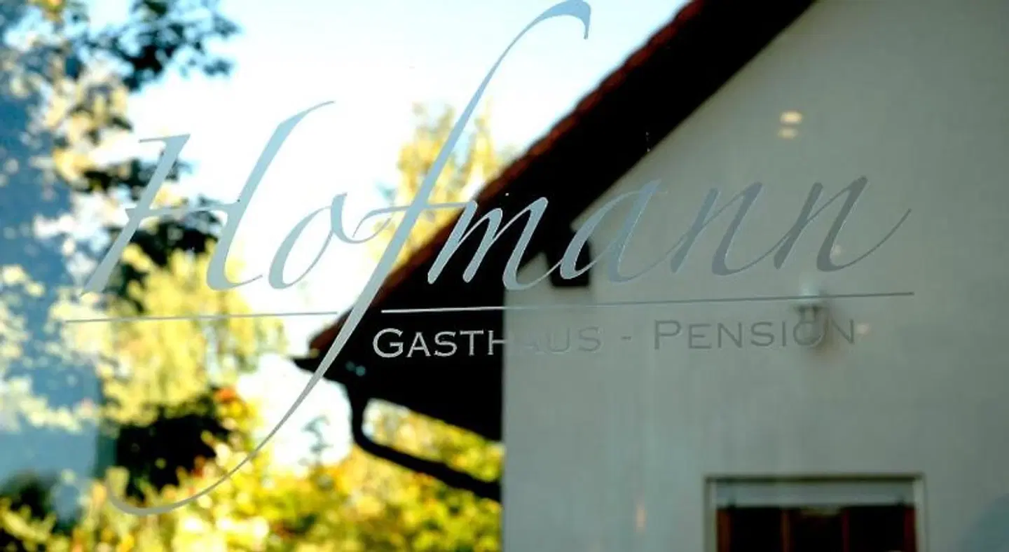 Hofmann Gasthaus EXTERIOR
