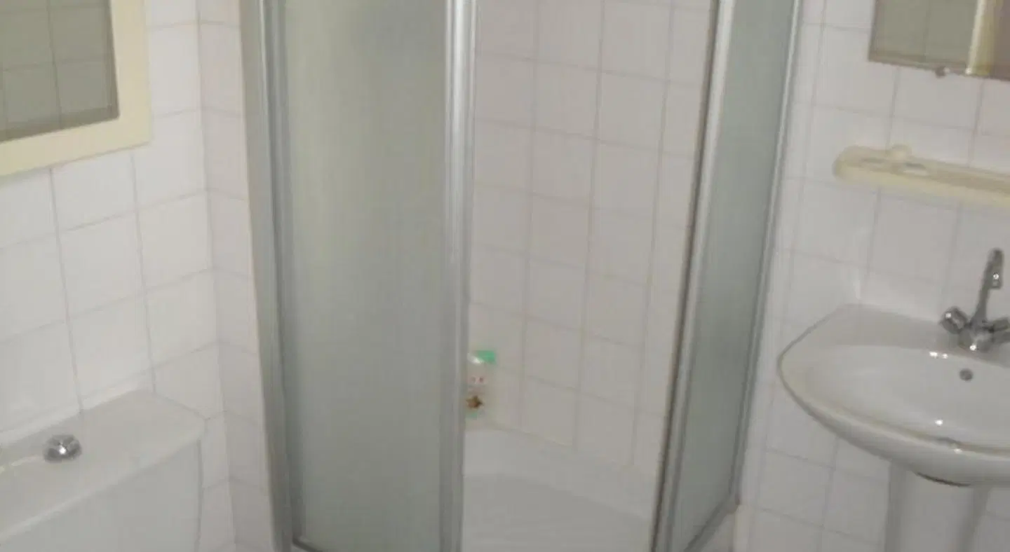 Résidence Meublée Services Badezimmer