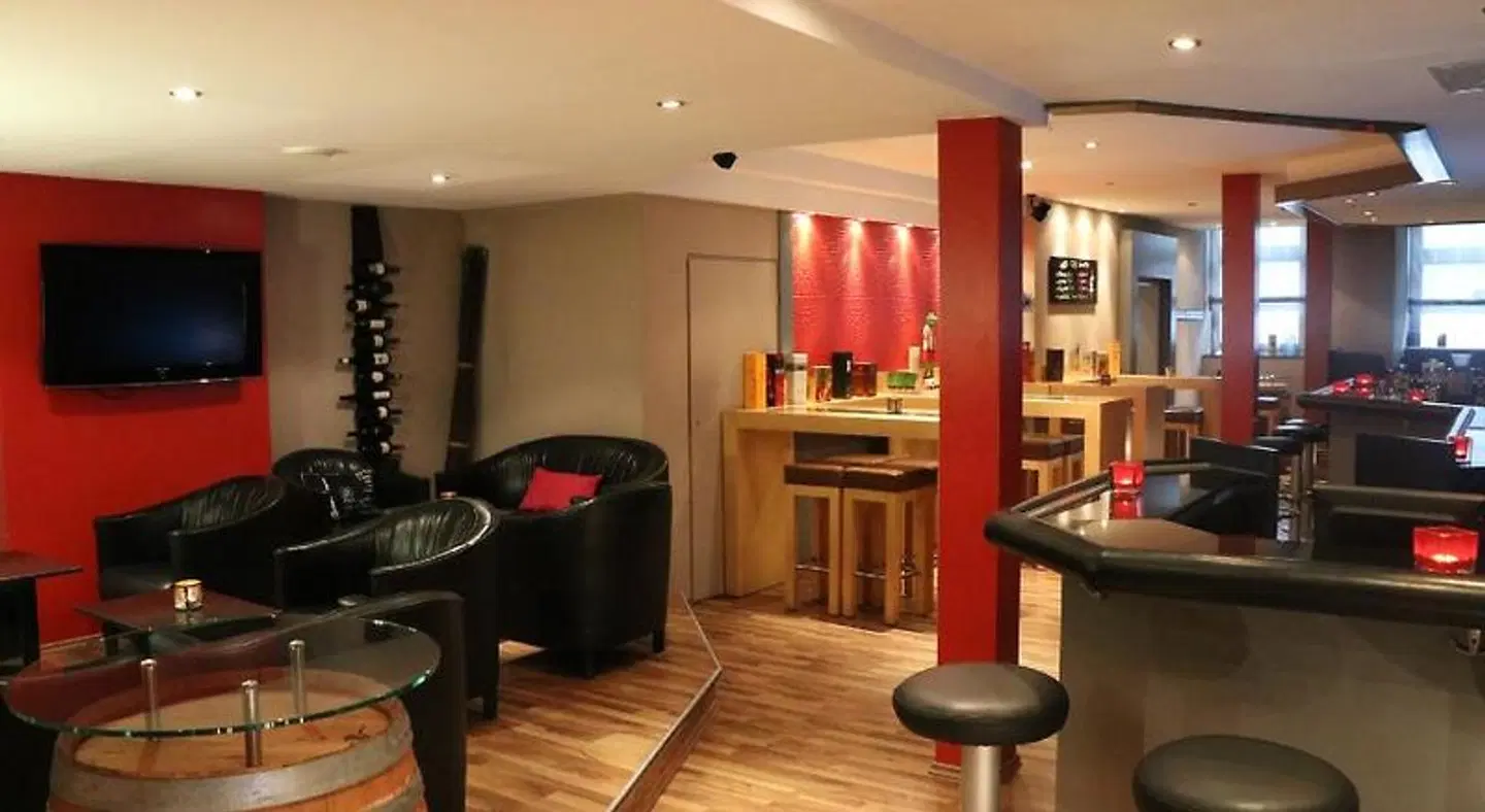Arminius Bar