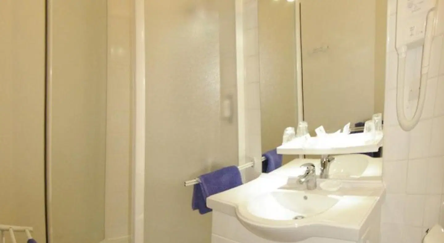 Hotel Vendome Badezimmer