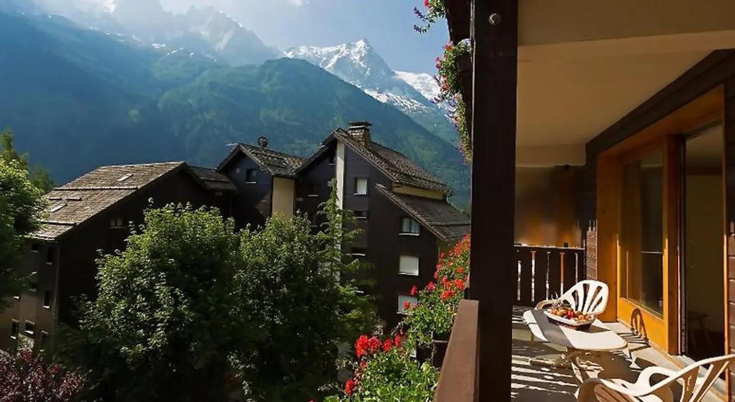 Les Balcons du Savoy EXTERIOR
