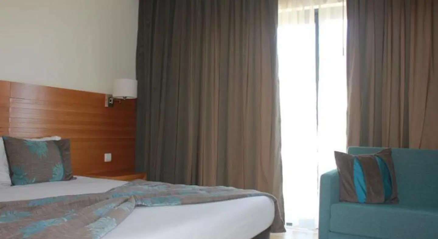 Caravelas ROOM_EXAMPLE