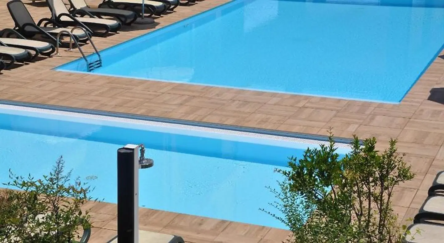 Green Park Hotel Pool