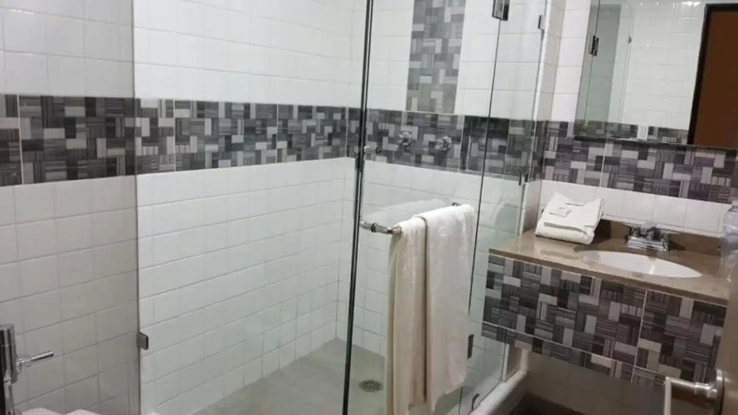 Corinto Hotel Badezimmer