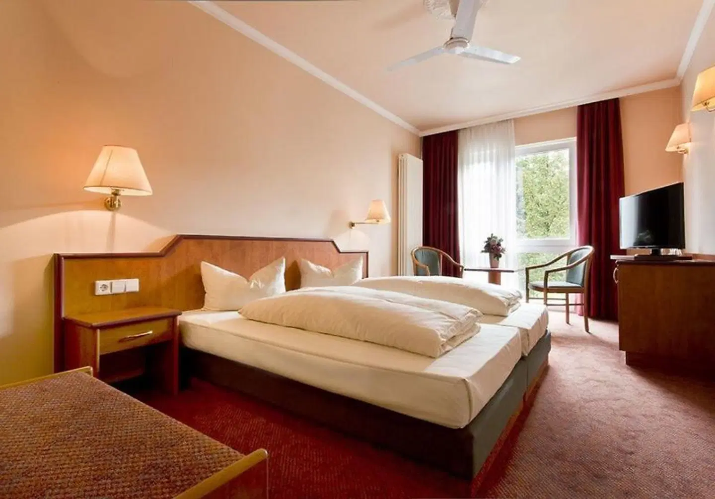 Viktoria ROOM_EXAMPLE