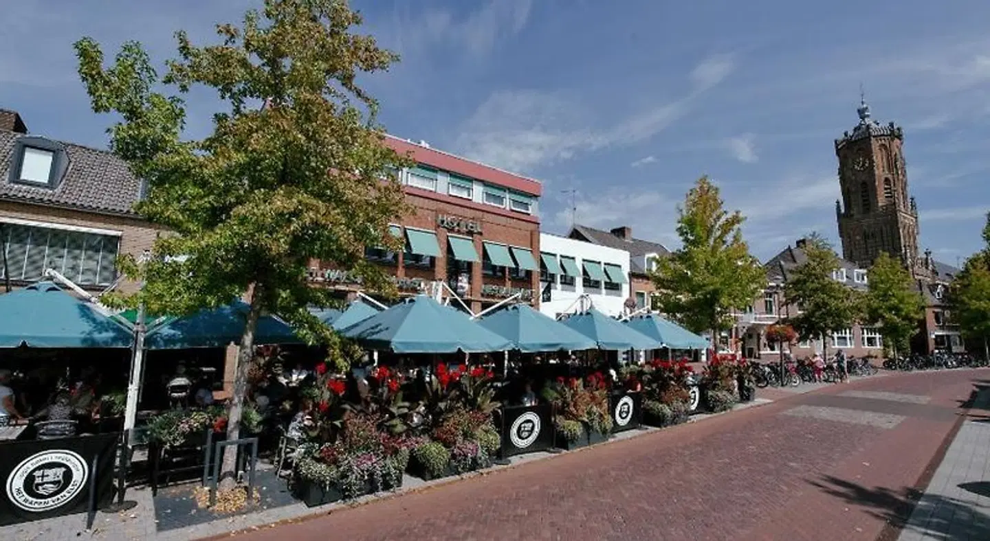 Het Wapen van Elst EXTERIOR