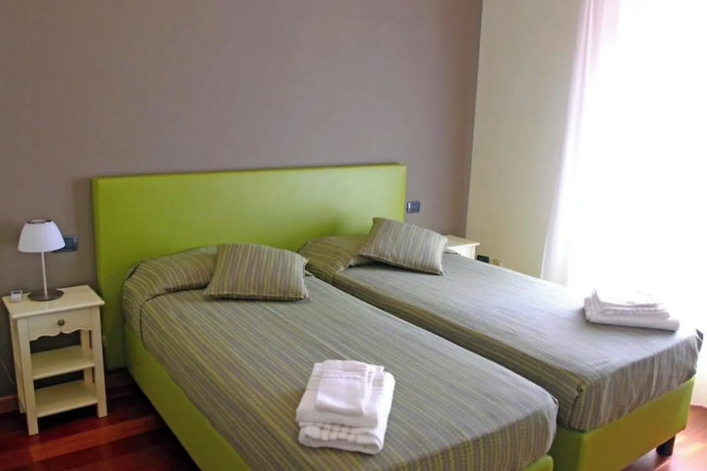 Ideal ROOM_EXAMPLE