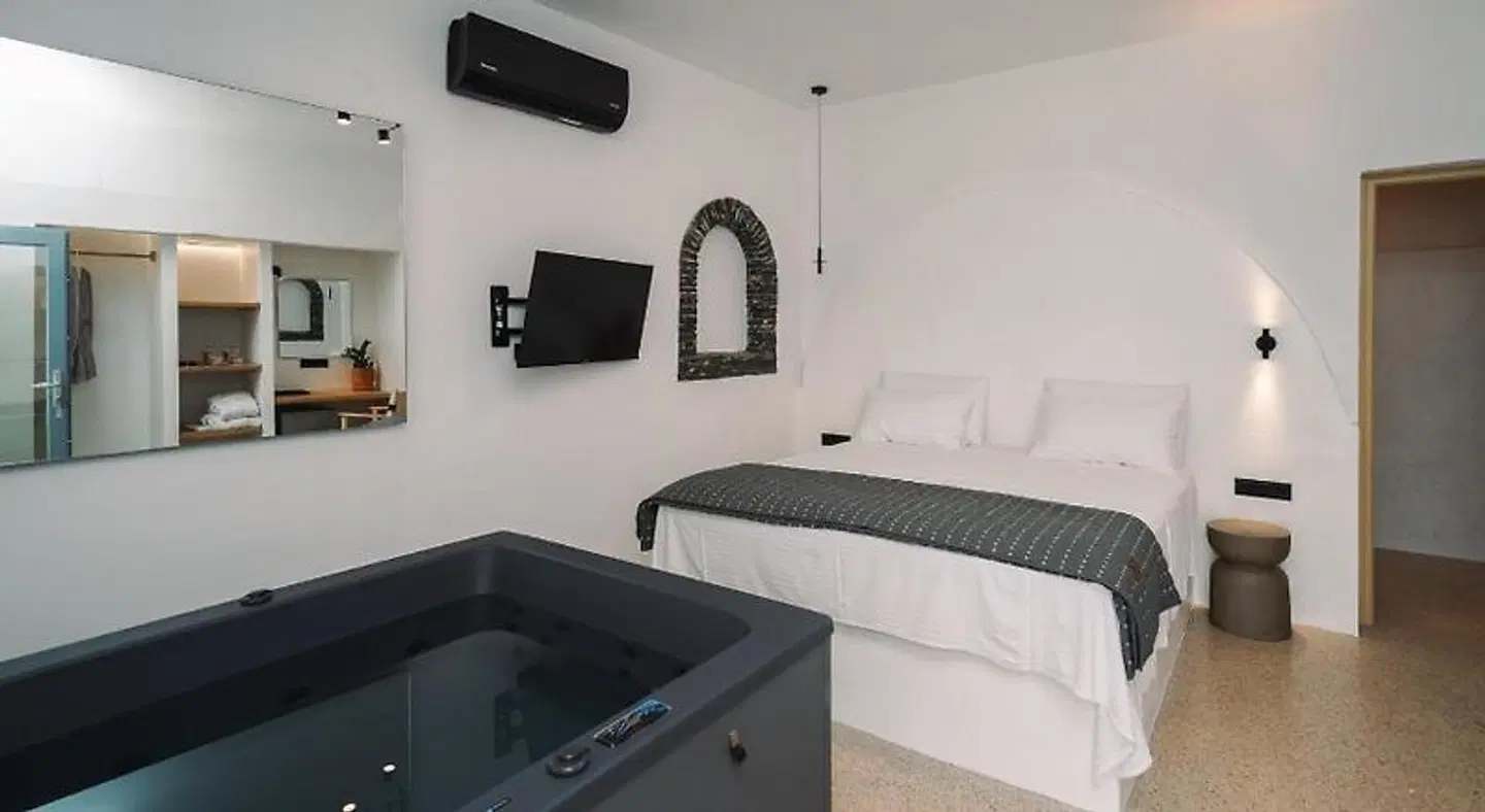 Cape Napos ROOM_EXAMPLE