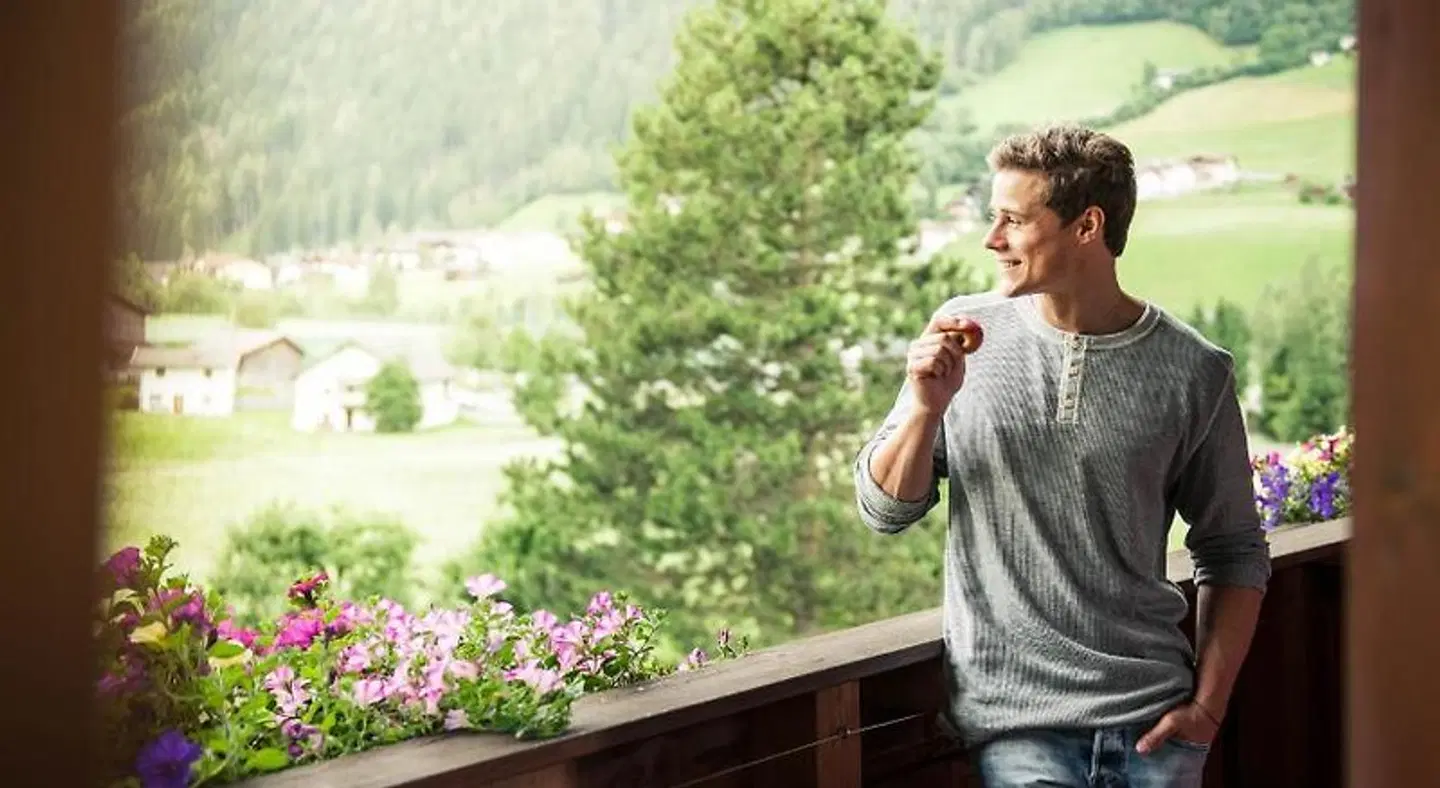 Steuxner HEALTH_BEAUTY