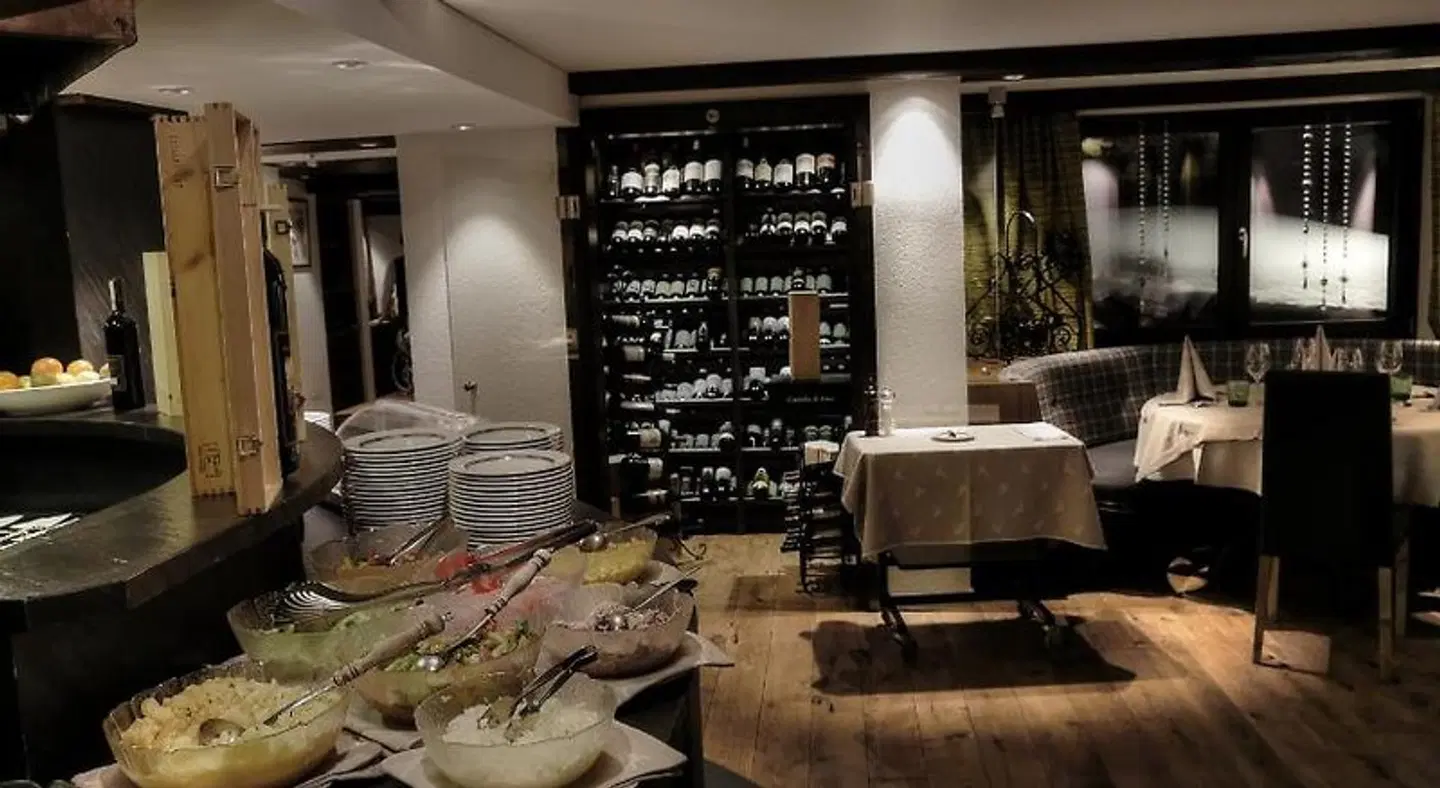Hotel Sandhof Bar