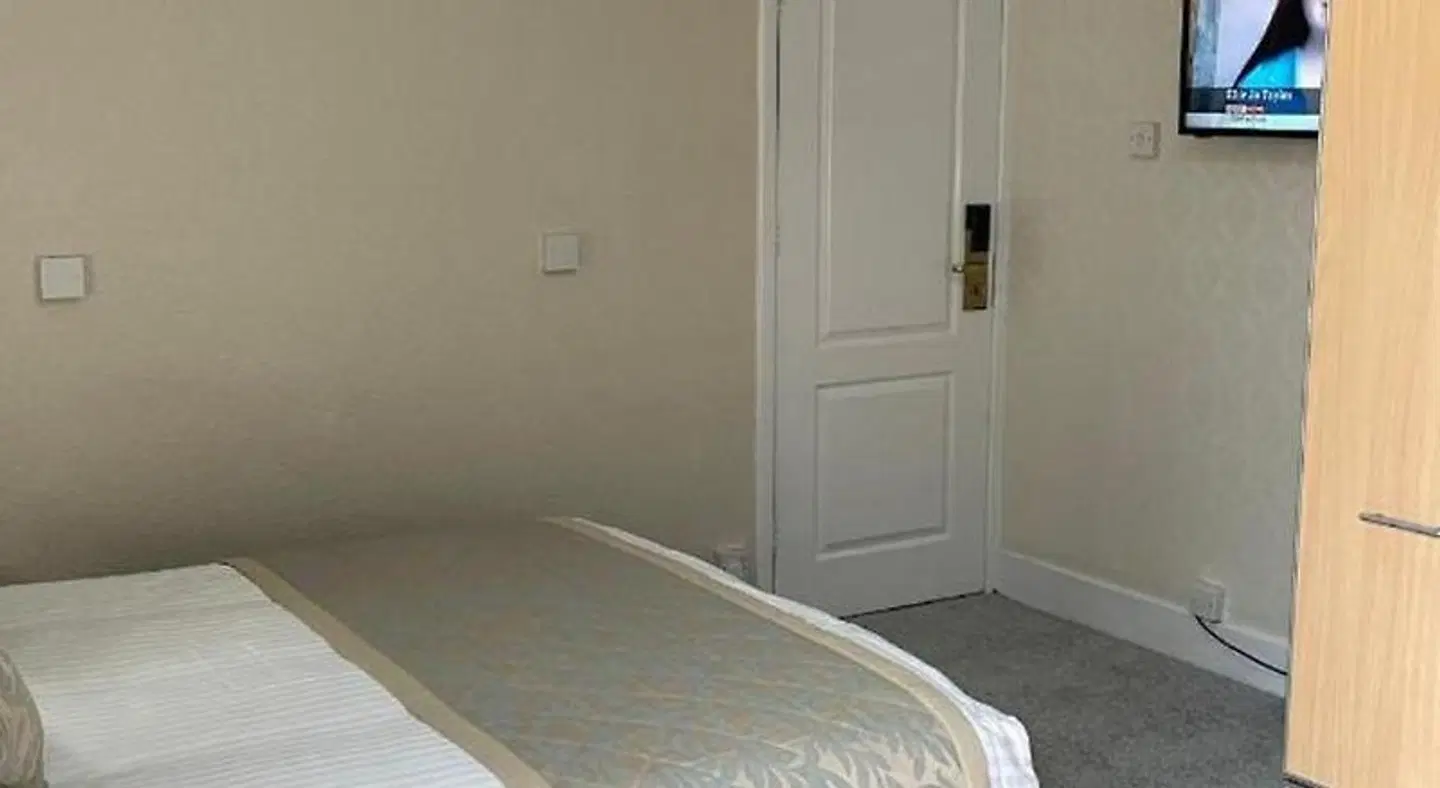Coasters Hotel And Apartments ROOM_EXAMPLE