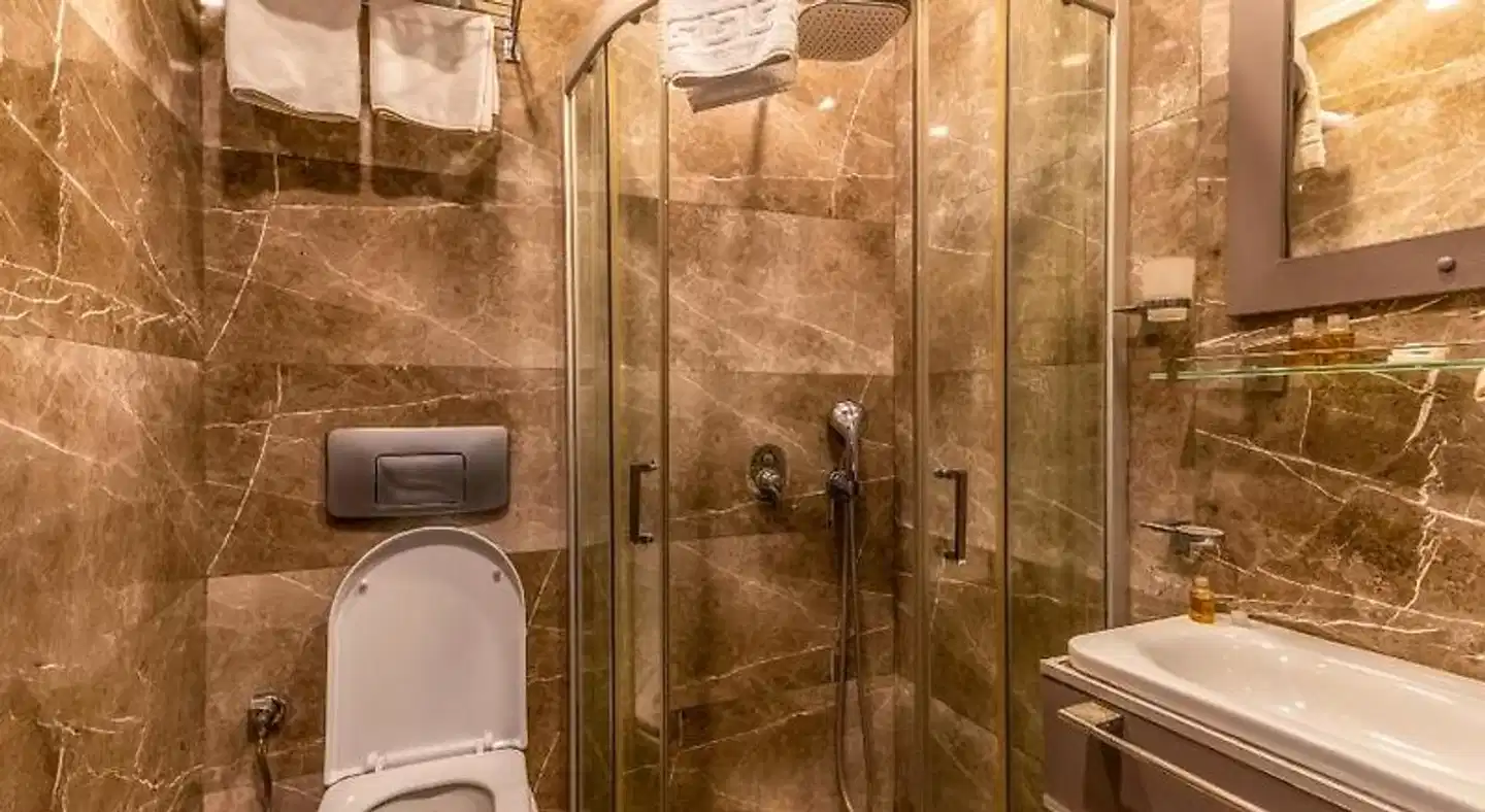 Akkan Luxury Hotel Badezimmer