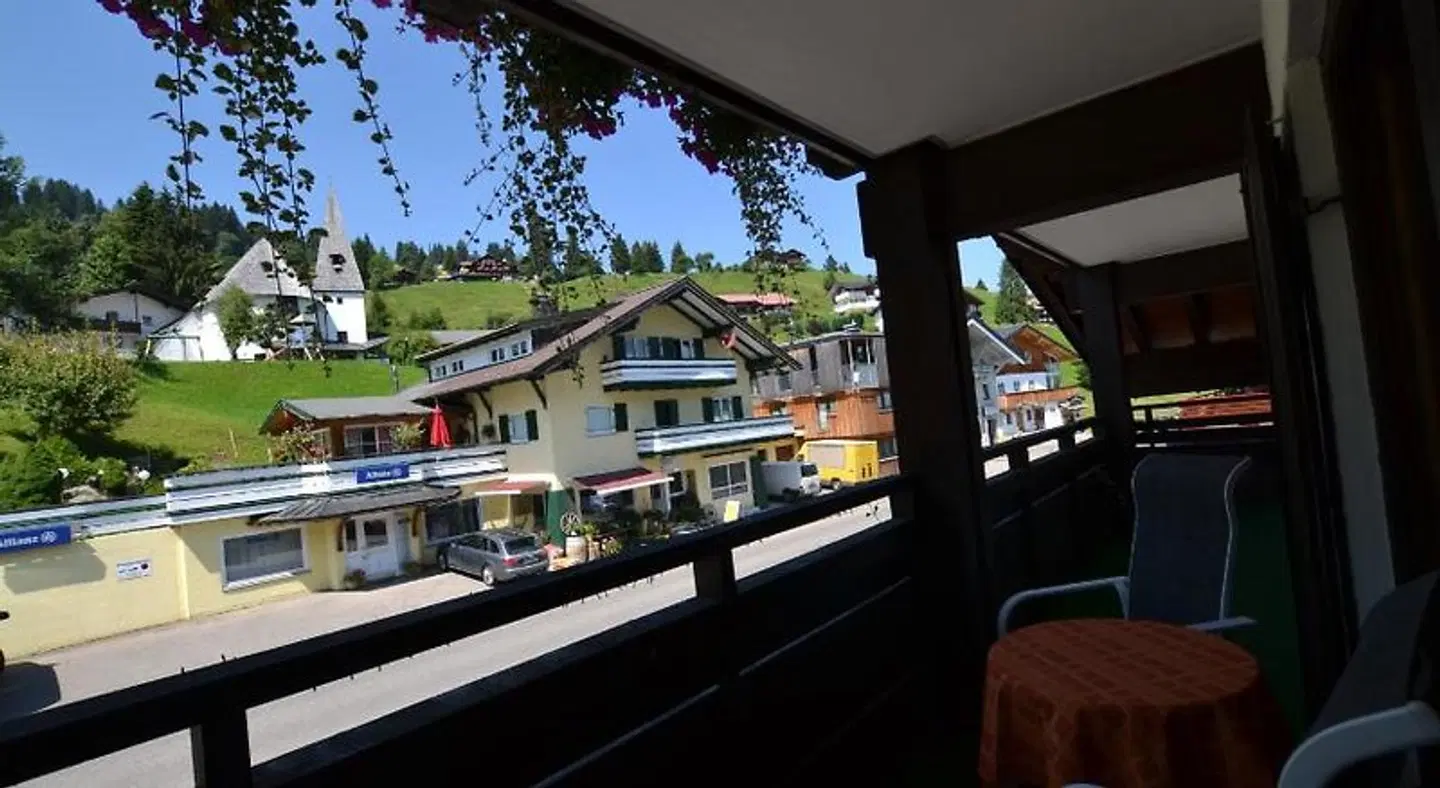 ALP-CHALET Ferienwohnungen Kleinwalsertal EXTERIOR