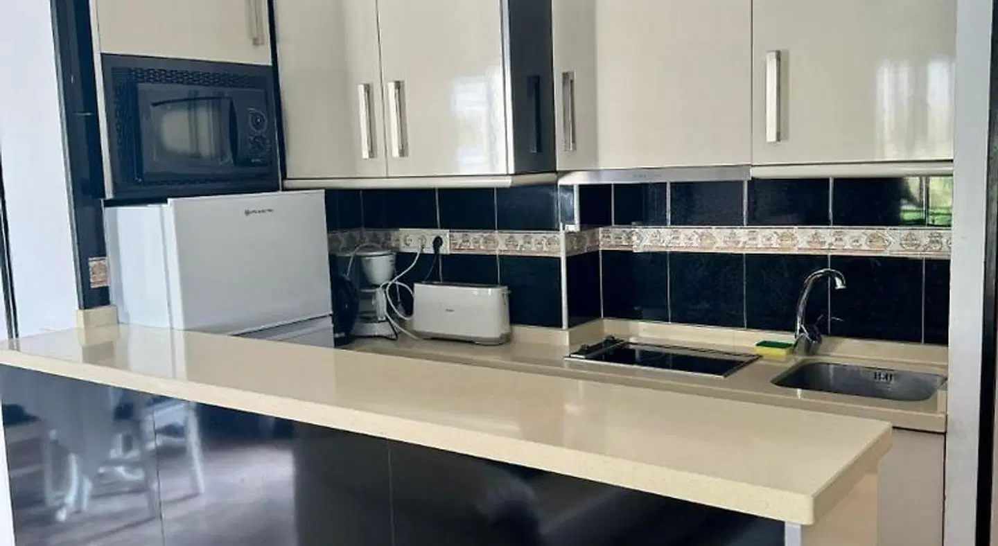 Apartamentos Mediterraneo Badezimmer