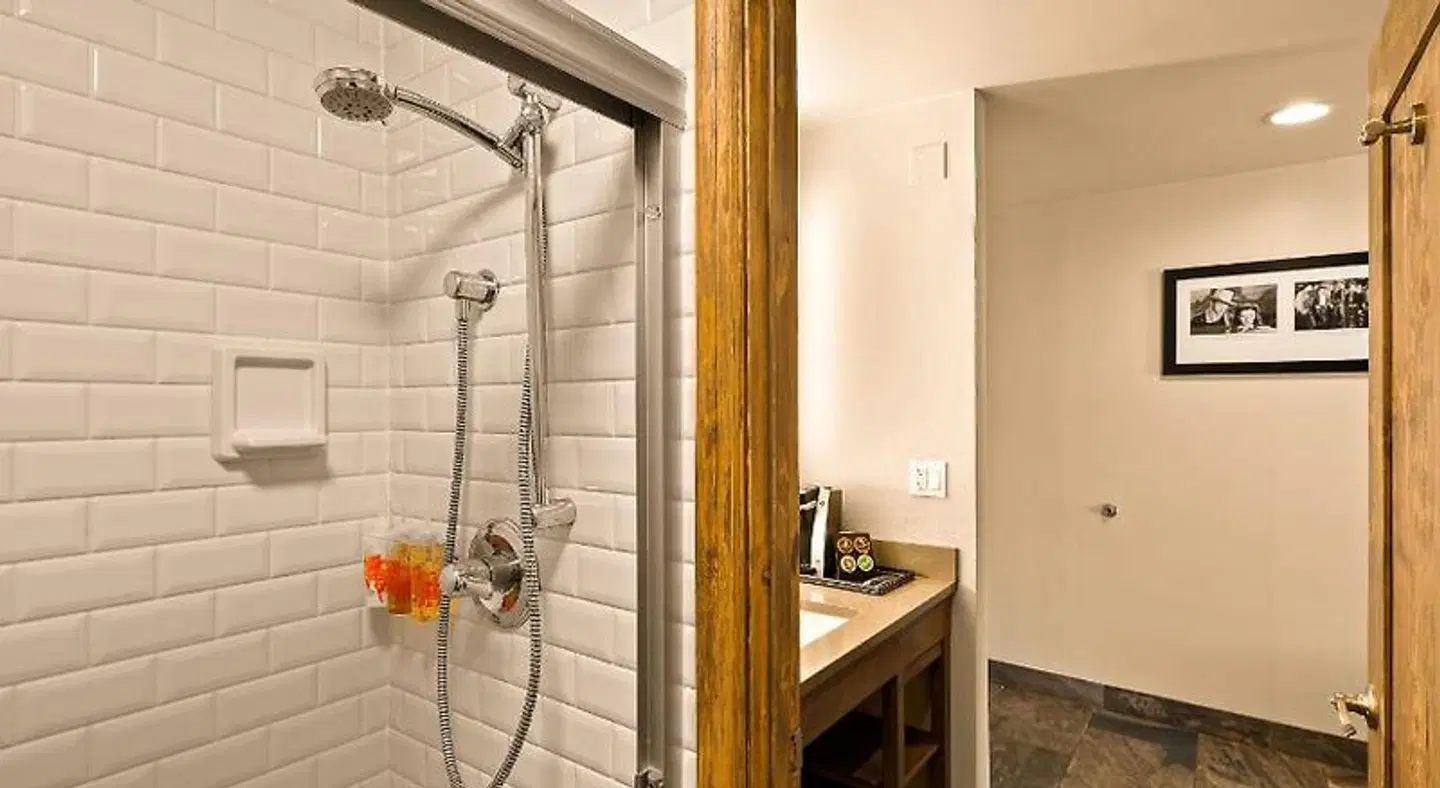 Arabella Hotel Sedona Badezimmer