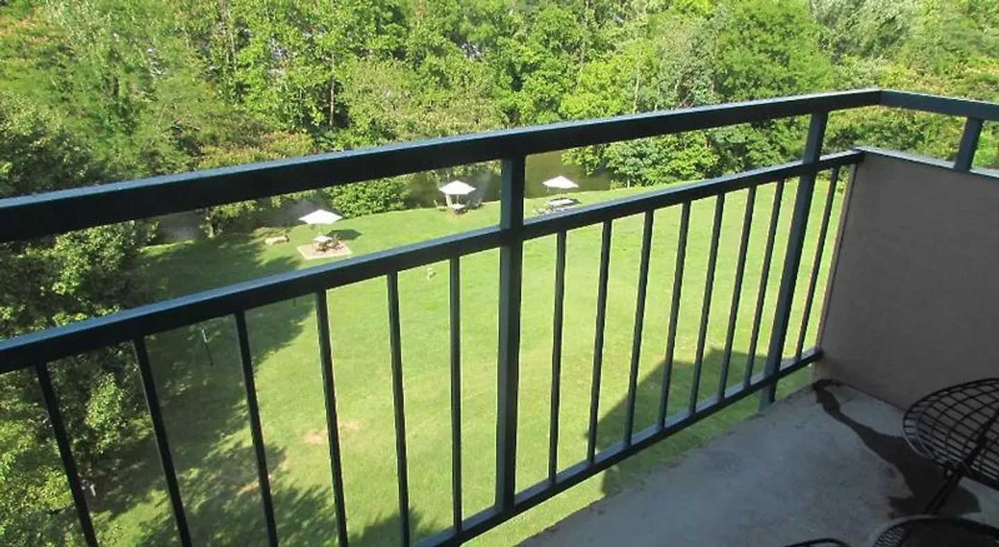 Arbors at Island Landing Hotel & Suites LANDSCAPE